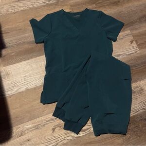 Mandala Scrub set in Caribbean Blue. s/m